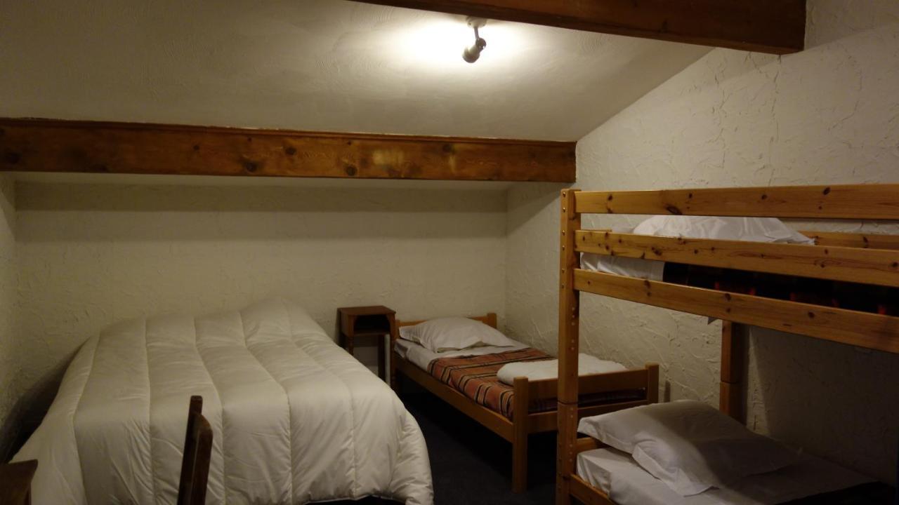 Hotel Les Gentianes La Morte Pokoj fotografie